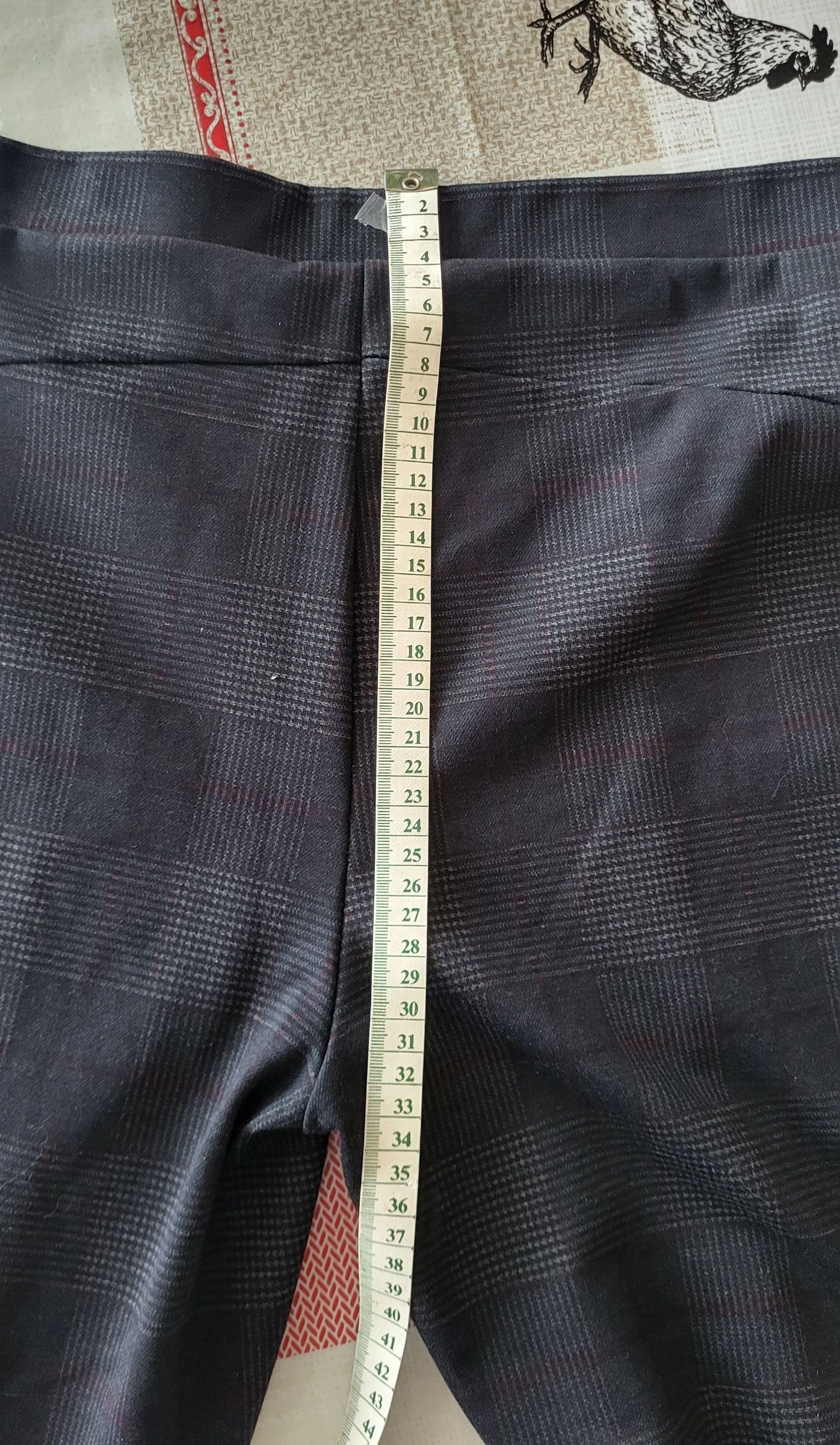 Yessica de C&A Pantalon / Legging TFr40/TL- Cinza com Quadros Escoceses -Tamanho Elástico Novo – photo 12